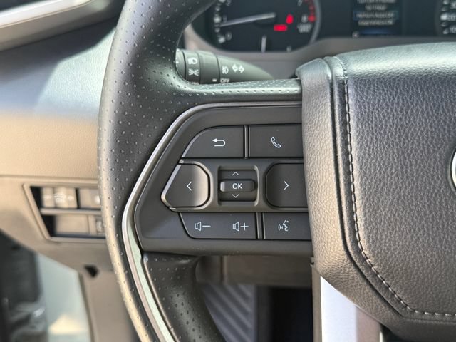Used 2026 Toyota Tundra SR5 AWD/4WD image 12