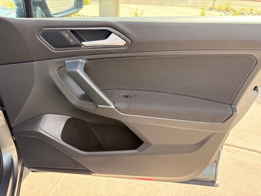 Used 2018 Volkswagen Tiguan S FWD image 28