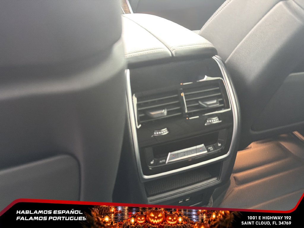 Used 2024 BMW X5 xDrive40i w/ M Sport Package AWD/4WD image 27
