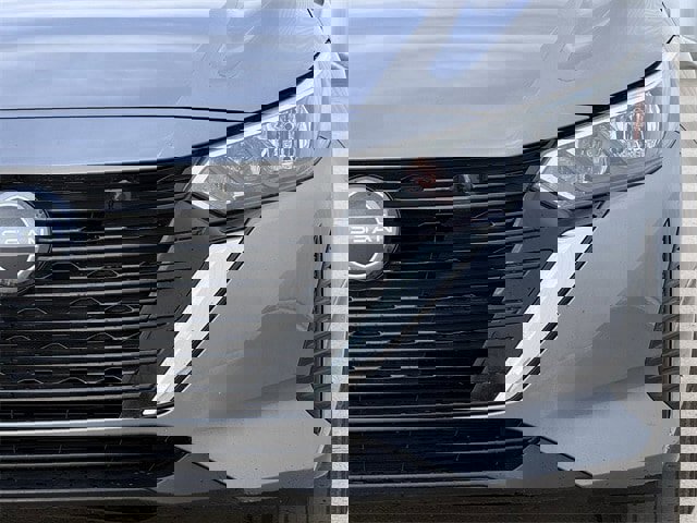 Used 2024 Nissan Sentra SV image 9