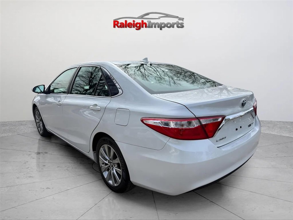 Used 2016 Toyota Camry XLE w/ Moonroof Package FWD image 7