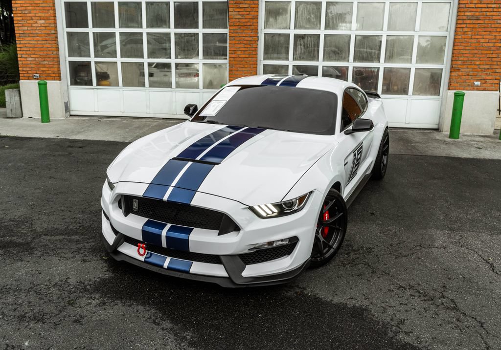 Used 2017 Ford Mustang Shelby GT350 w/ Electronics Package RWD image 2