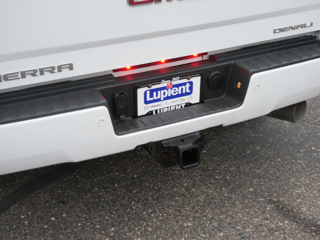 Used 2017 GMC Sierra 3500 Denali image 5