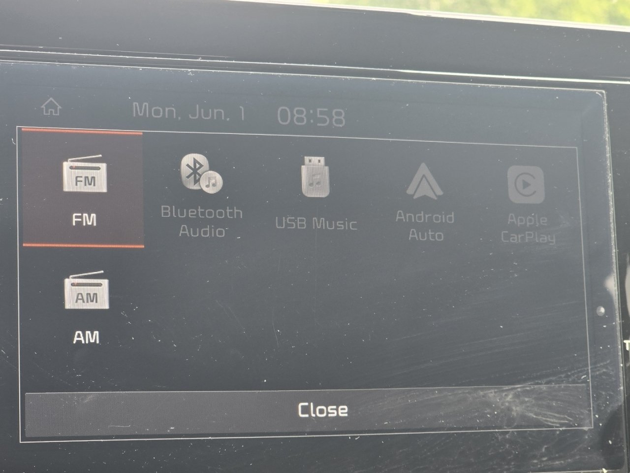Used 2025 Kia Sportage LX FWD image 3