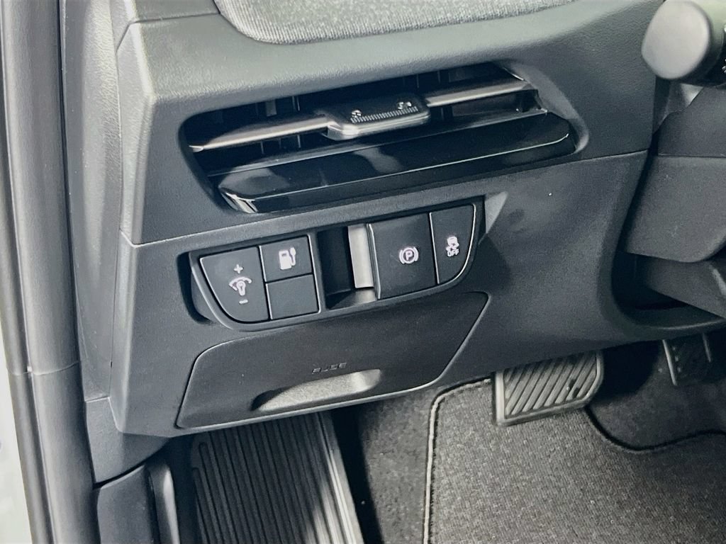 New 2026 Kia EV6 Light RWD image 10