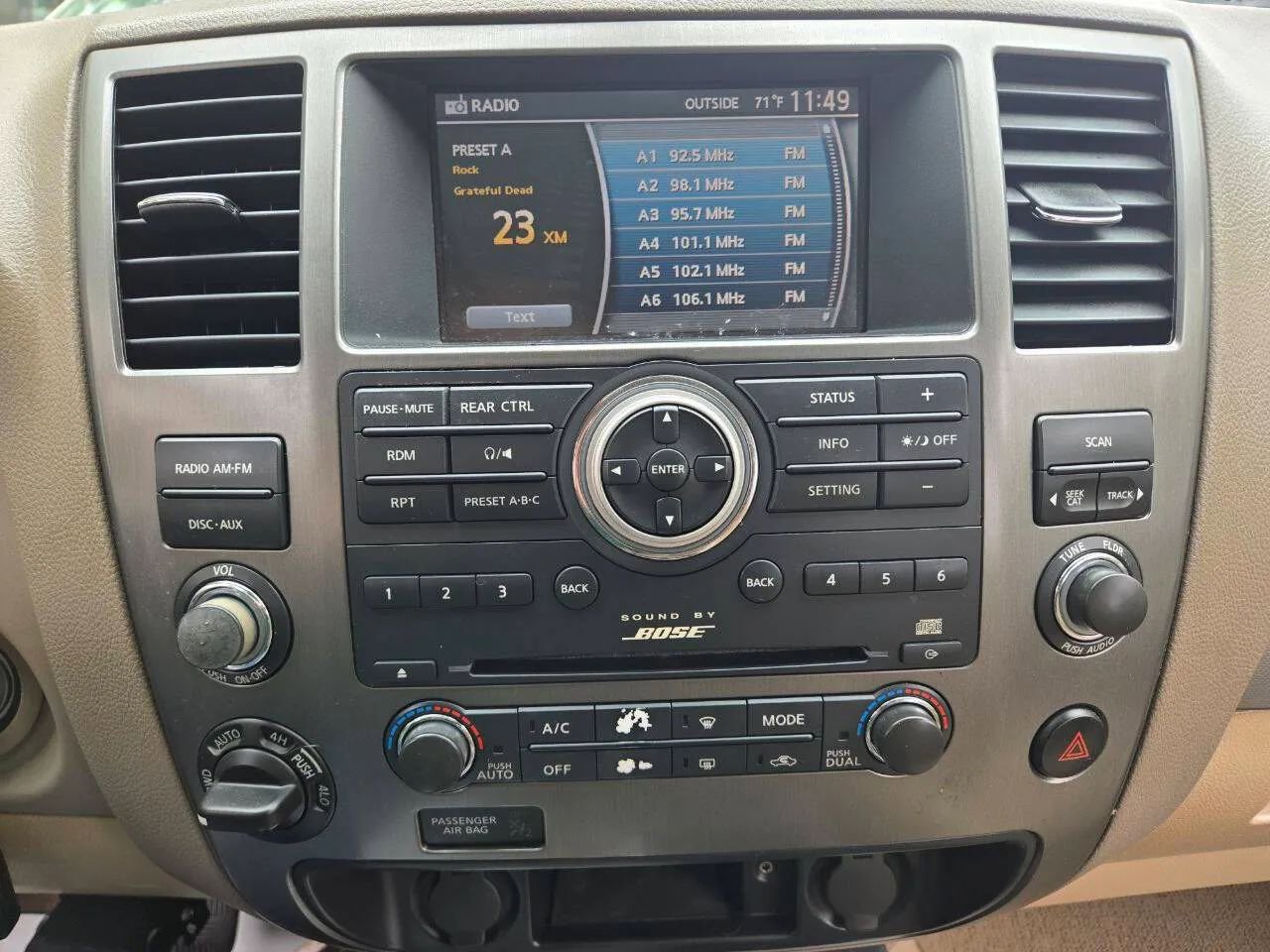 Used 2012 Nissan Armada SV image 41