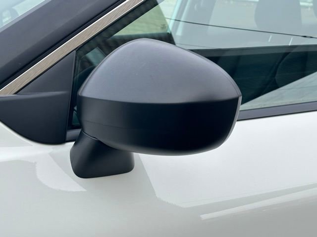 Used 2021 Nissan Rogue S AWD/4WD image 11