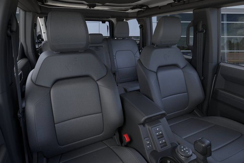 New 2025 Ford Bronco Badlands w/ Sasquatch Package AWD/4WD image 11