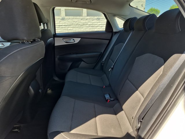 Used 2023 Kia Forte LXS w/ LXS Technology Package FWD image 19