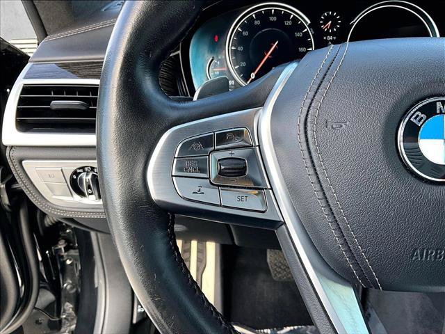 Used 2017 BMW 750i RWD image 20