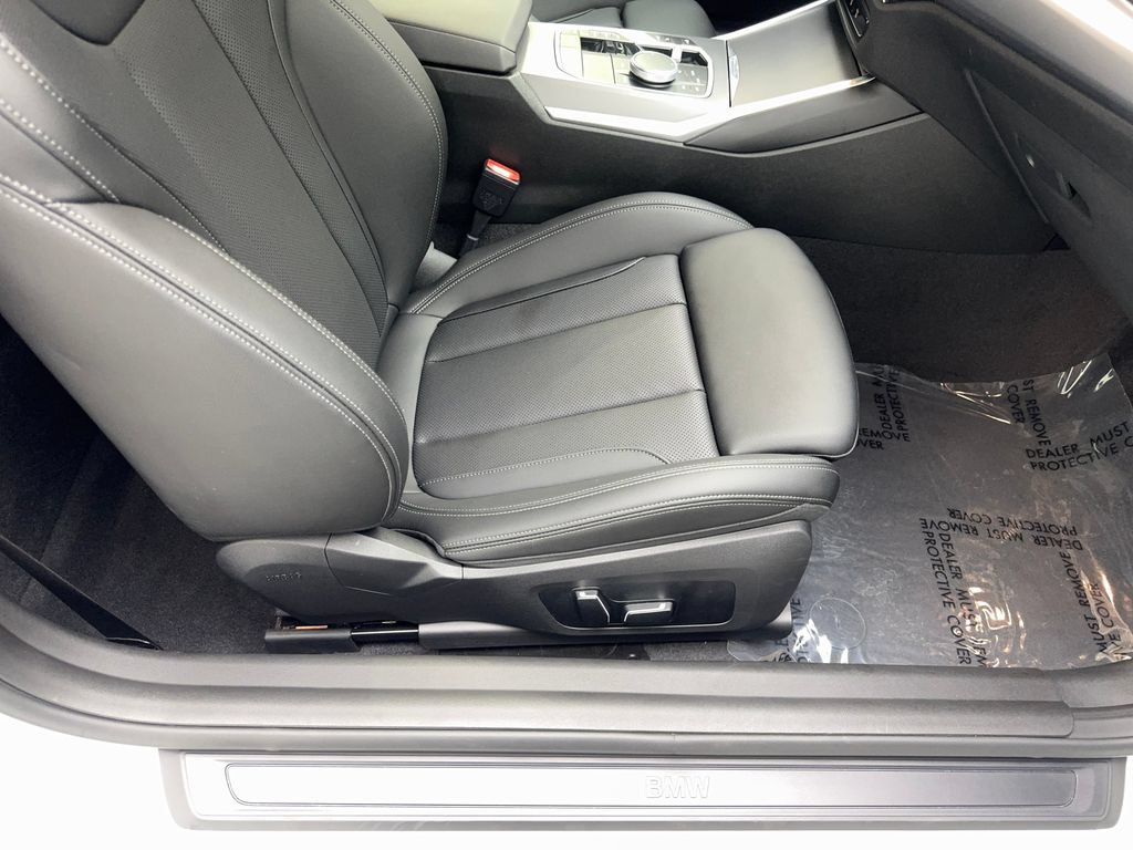 Used 2026 BMW 230i Coupe RWD image 37