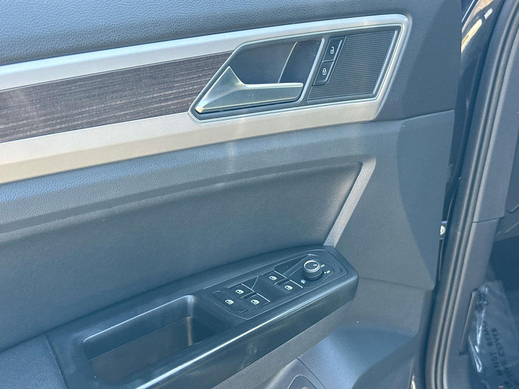 Used 2019 Volkswagen Atlas SE w/ Towing Package FWD image 24