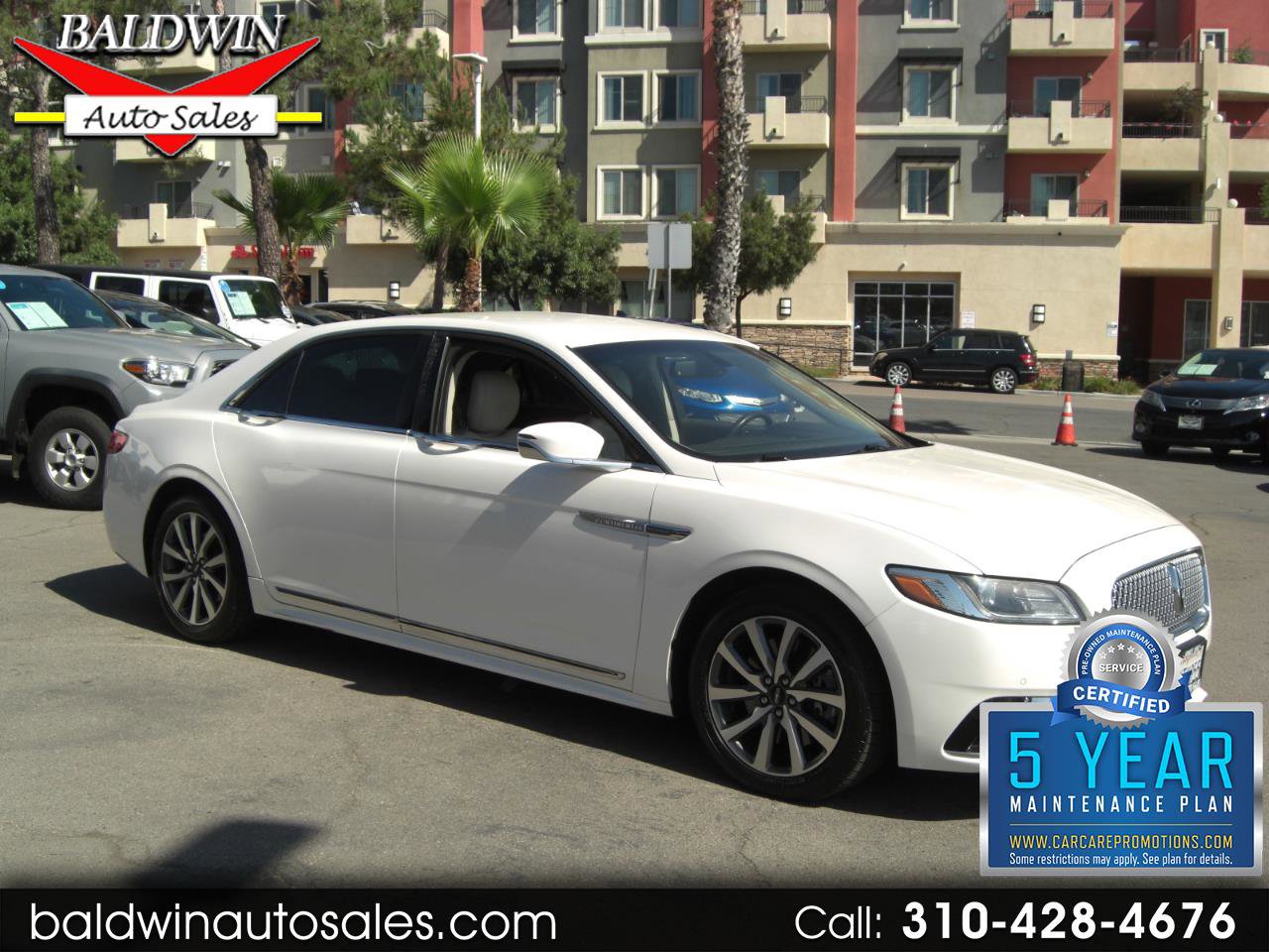 Used 2017 Lincoln Continental Premiere image 1