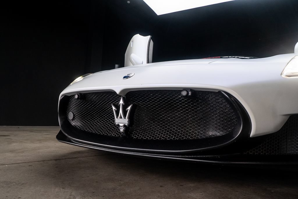 Used 2022 Maserati MC20 Coupe RWD image 6