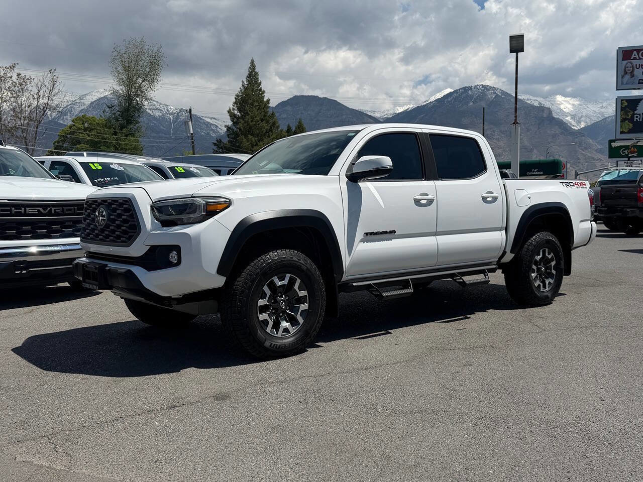 Used 2020 Toyota Tacoma TRD Off-Road w/ Technology Package AWD/4WD image 1