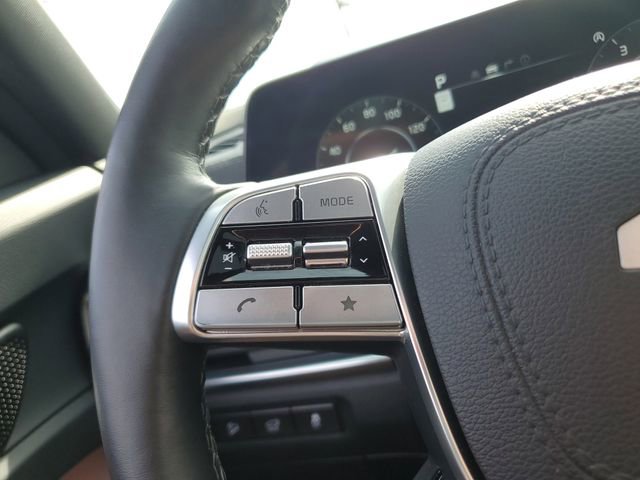 Used 2024 Kia Telluride SX w/ Towing Package image 25