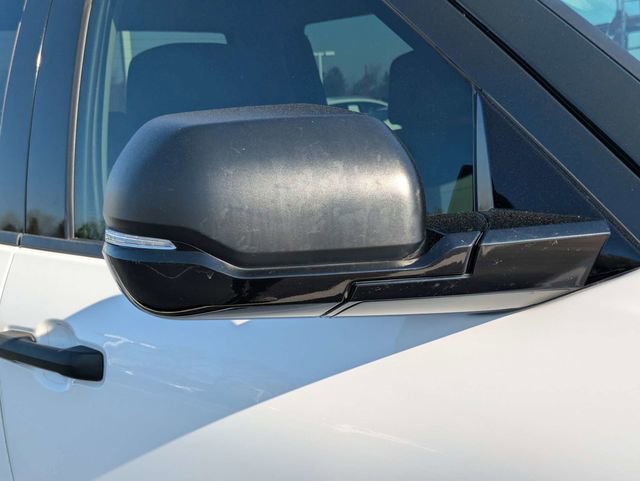 Used 2022 Toyota Tundra SR5 w/ SR5 Convenience Package image 12