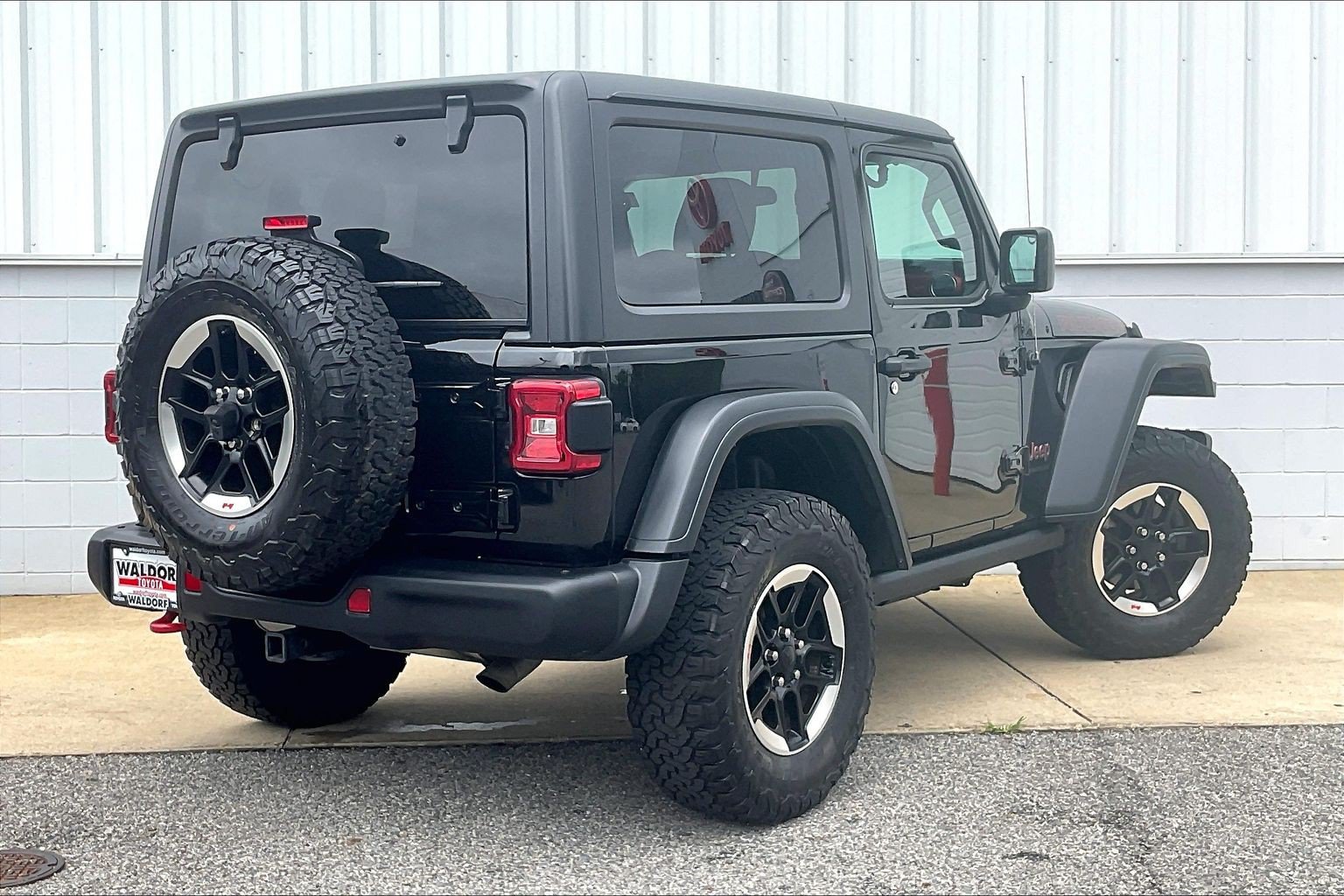Used 2020 Jeep Wrangler Rubicon w/ Steel Bumper Group AWD/4WD image 17