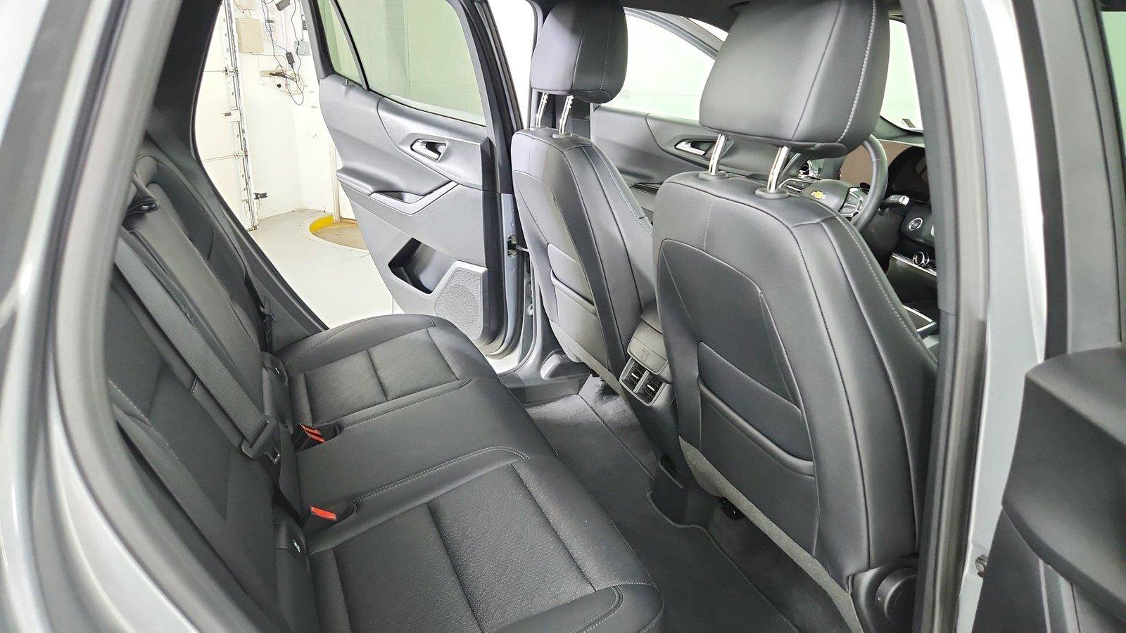 Used 2026 Chevrolet Equinox LT w/ Convenience Package II AWD/4WD image 25