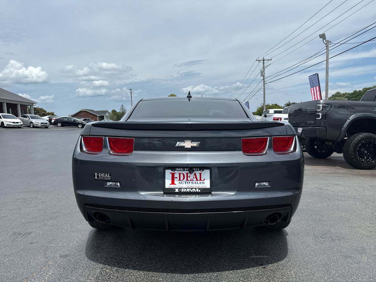 Used 2010 Chevrolet Camaro LT RWD image 5