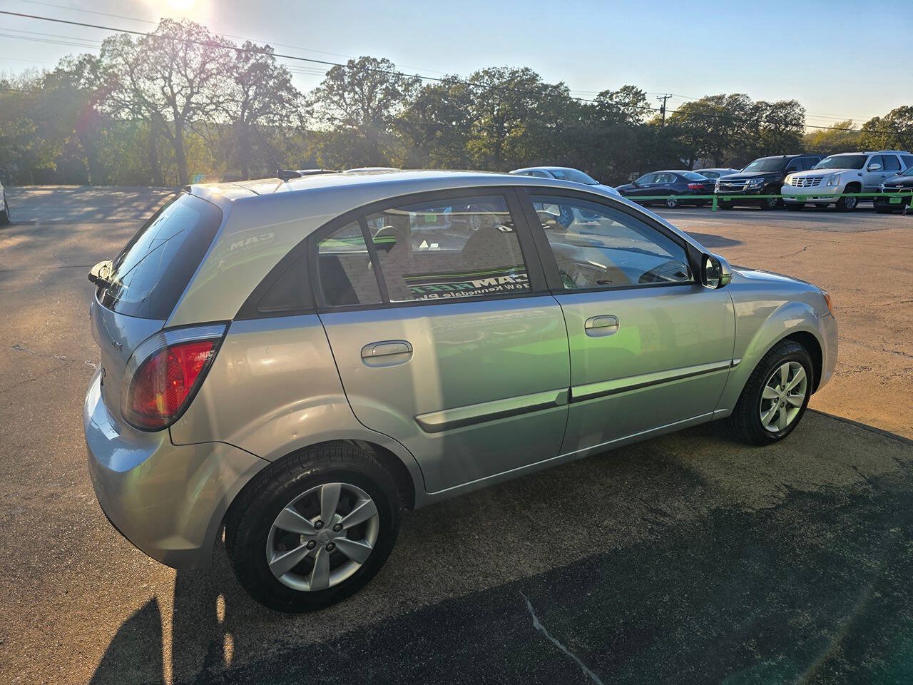 Used 2010 Kia Rio5 w/ Value Pkg FWD image 12