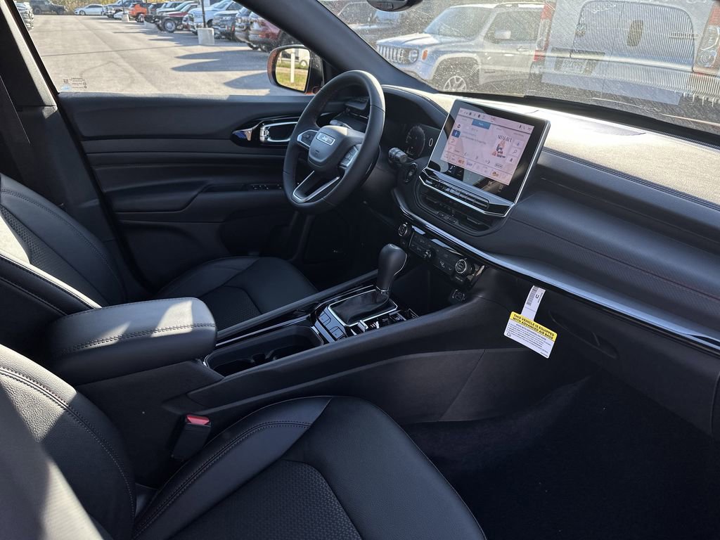 New 2026 Jeep Compass Trailhawk image 35