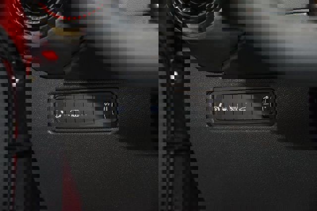 New 2025 Chevrolet Equinox EV RS w/ Convenience Package II image 33