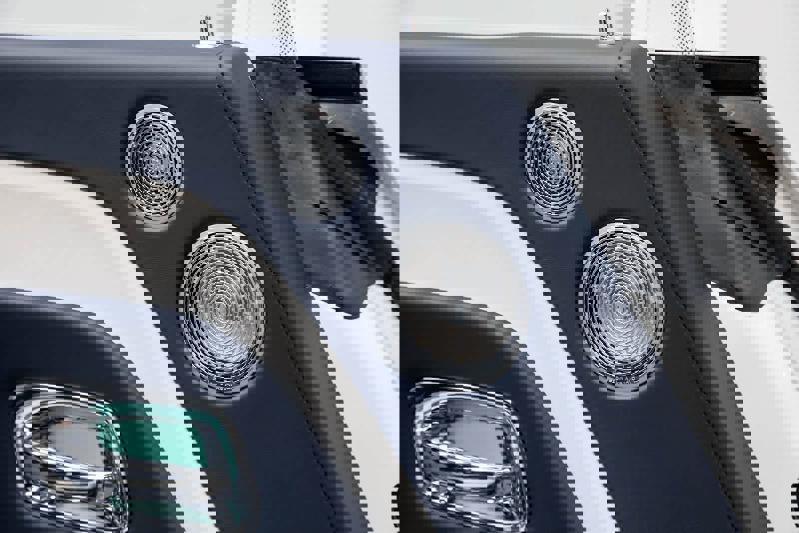 New 2026 Rolls-Royce Spectre image 45