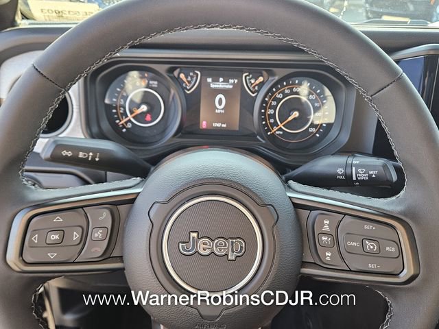 New 2025 Jeep Gladiator Sport image 24