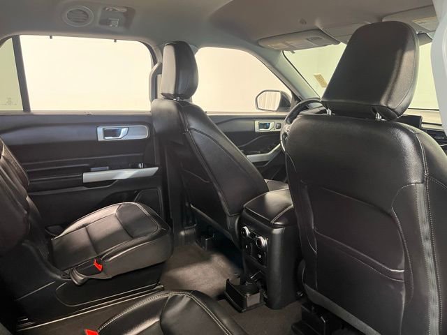 Used 2023 Ford Explorer Limited w/ Equipment Group 301A image 14