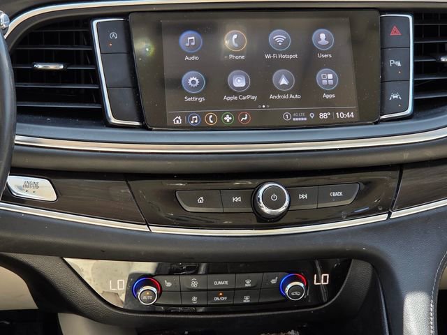 Used 2024 Buick Enclave Essence w/ Sport Touring Edition FWD image 12