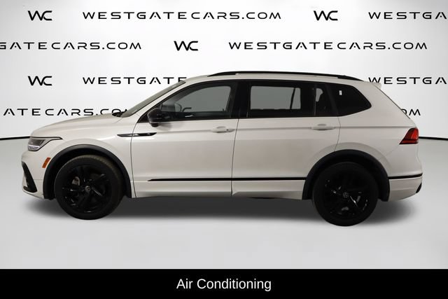 Used 2023 Volkswagen Tiguan SE R-Line AWD/4WD image 5