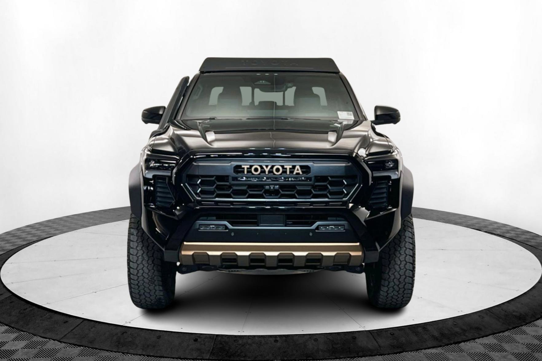 Used 2024 Toyota Tacoma Trailhunter Hybrid image 9