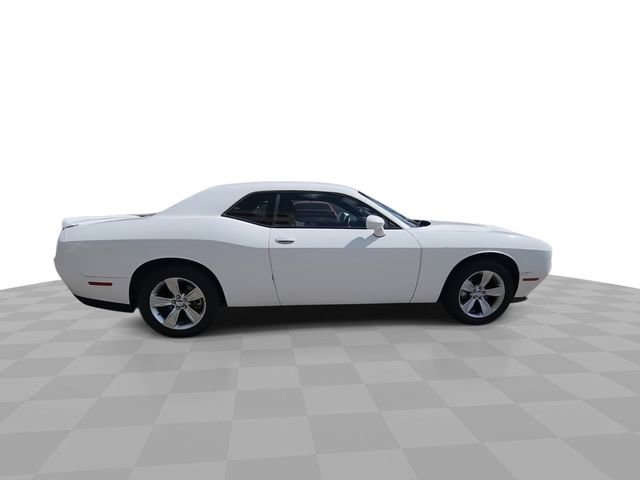 Used 2021 Dodge Challenger SXT w/ Driver Convenience Group image 9