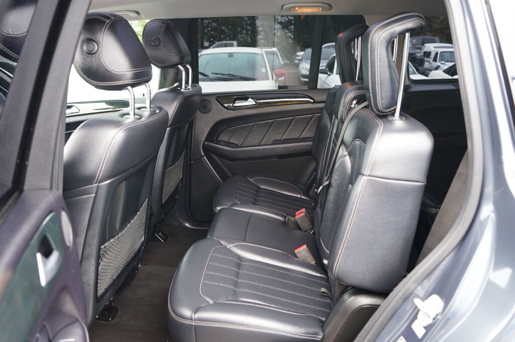 Used 2016 Mercedes-Benz GL 450 4MATIC image 15