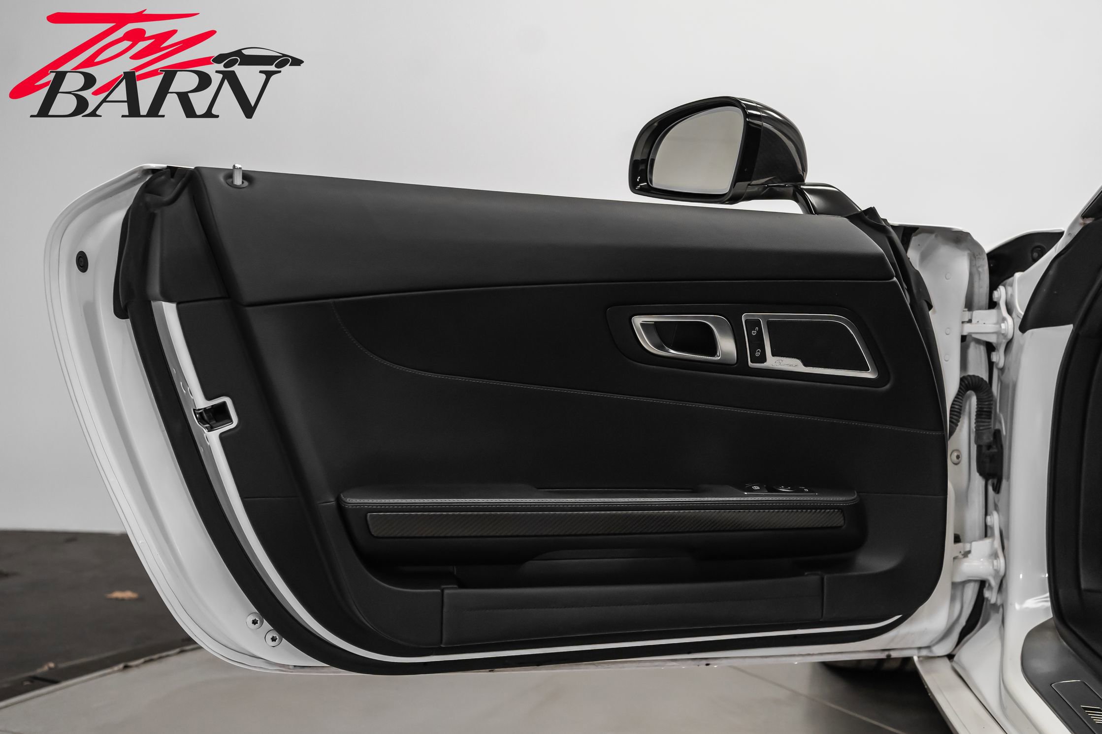 Used 2017 Mercedes-Benz AMG GT Base image 22