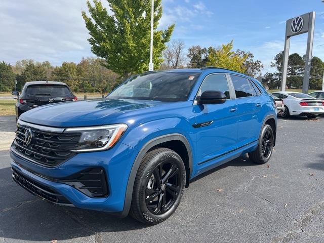 Certified 2025 Volkswagen Atlas Cross Sport SEL R-Line