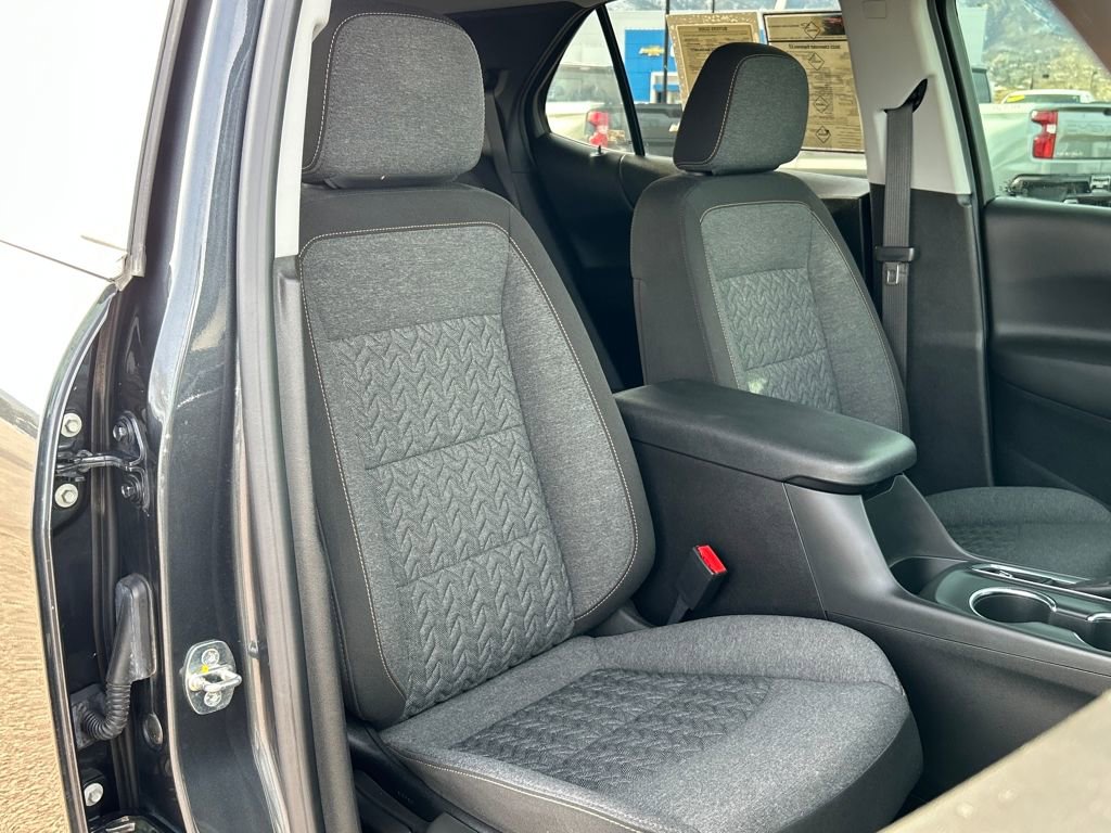 Used 2023 Chevrolet Equinox LT image 19