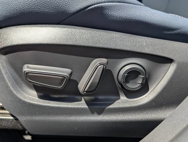 Used 2023 Subaru Solterra AWD image 17