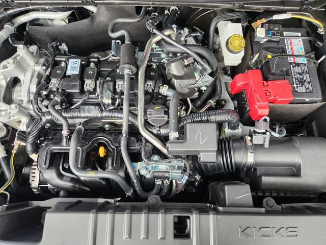 New 2025 Nissan Kicks SR FWD image 22