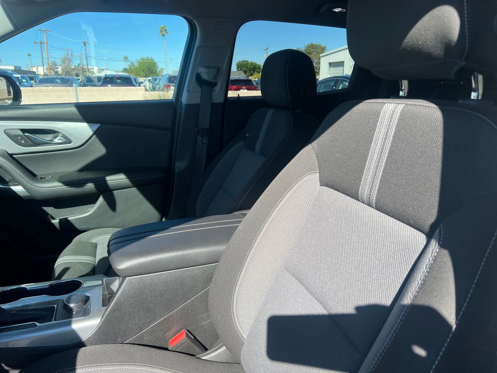 Used 2025 Chevrolet Blazer LT image 36