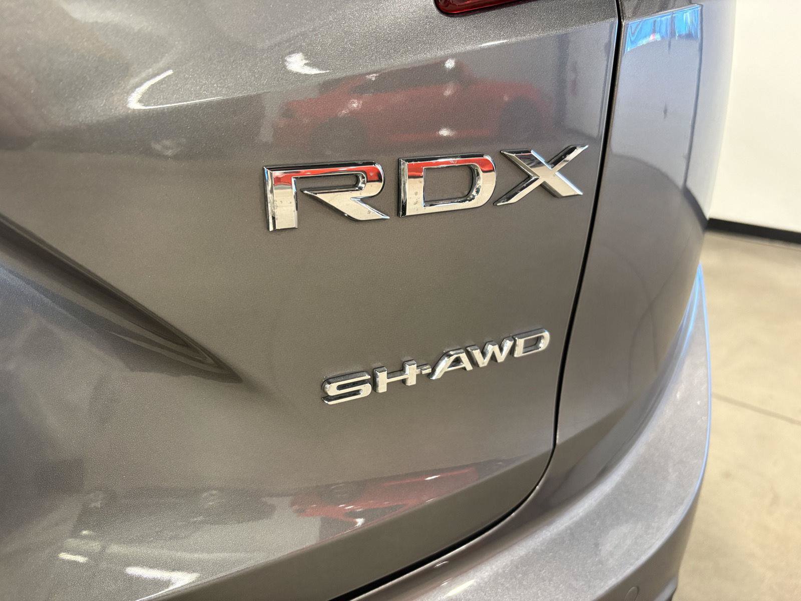 Used 2024 Acura RDX w/ Technology Package AWD/4WD image 40