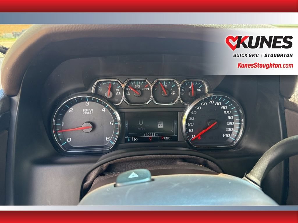 Used 2019 Chevrolet Suburban LT AWD/4WD image 33
