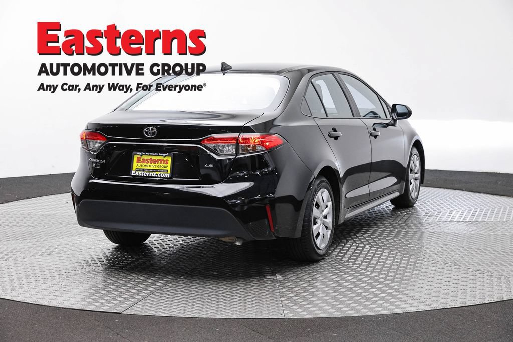 Used 2025 Toyota Corolla LE FWD image 7