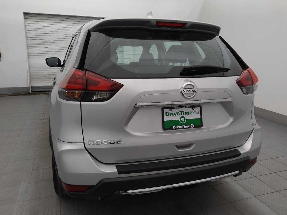Used 2020 Nissan Rogue S FWD image 6