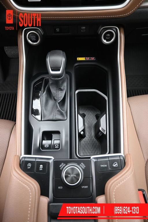 Certified 2025 Toyota Grand Highlander AWD image 20