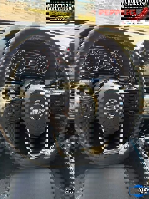 Used 2025 Nissan Pathfinder SL image 7