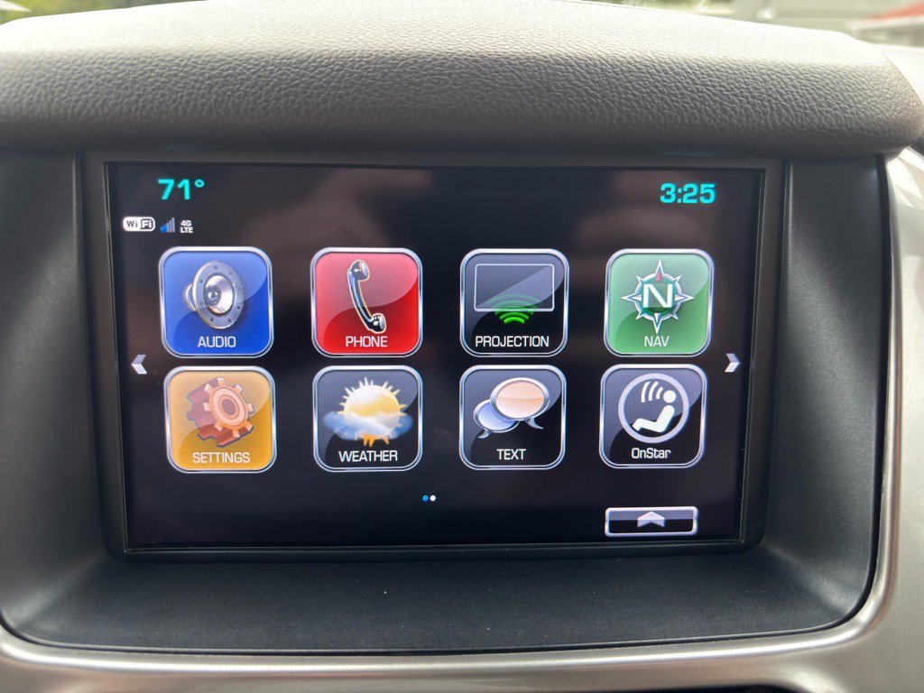 Used 2017 Chevrolet Suburban LT image 39