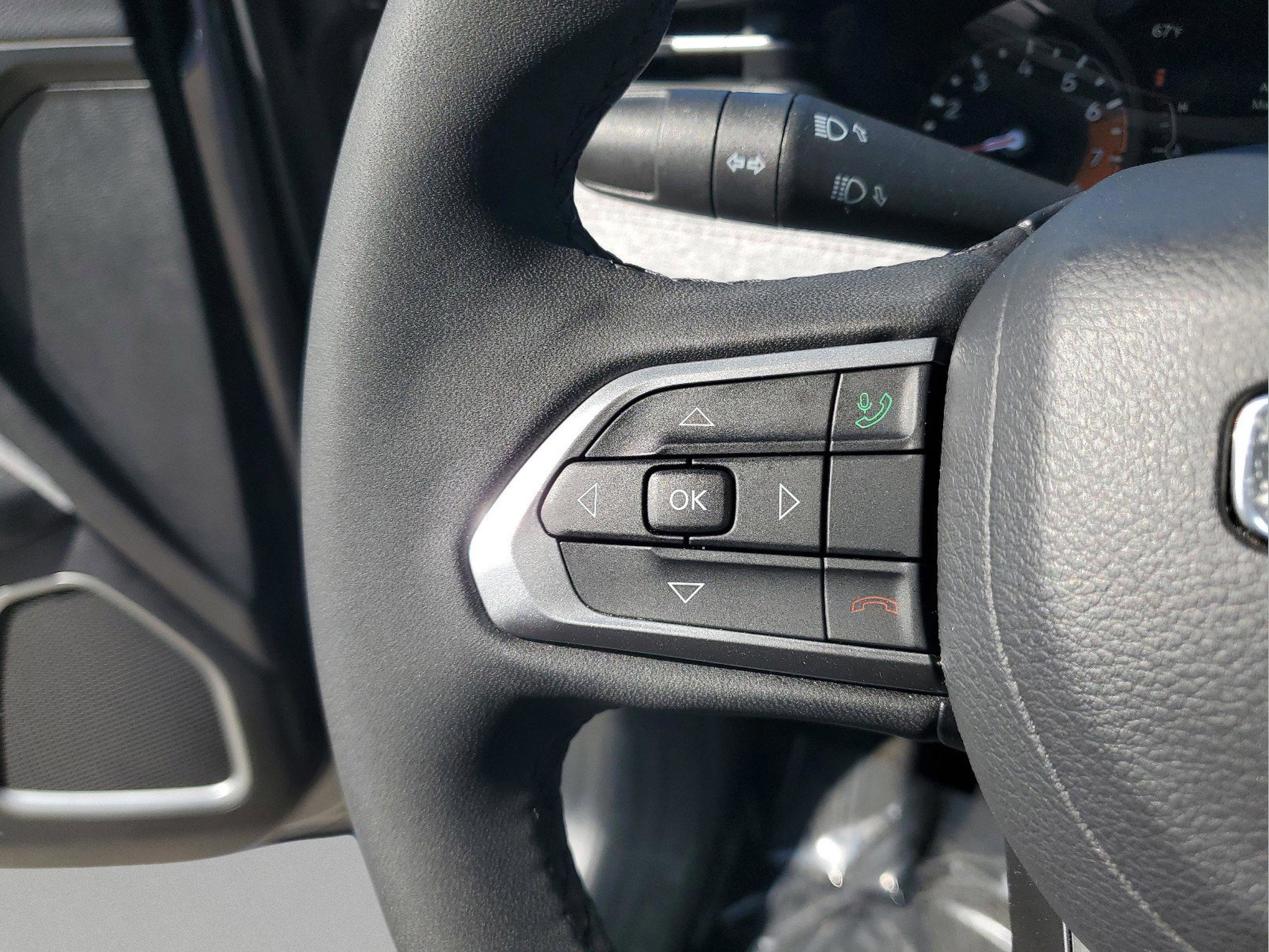 Certified 2024 Jeep Compass Latitude image 31