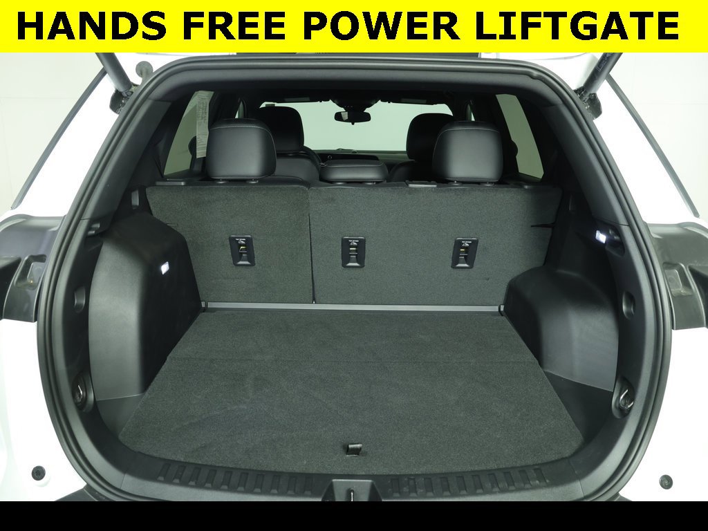 Used 2026 Chevrolet Equinox LT w/ Convenience Package II image 12